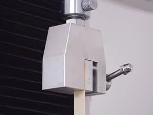 Машина для испытания пленки на растяжение